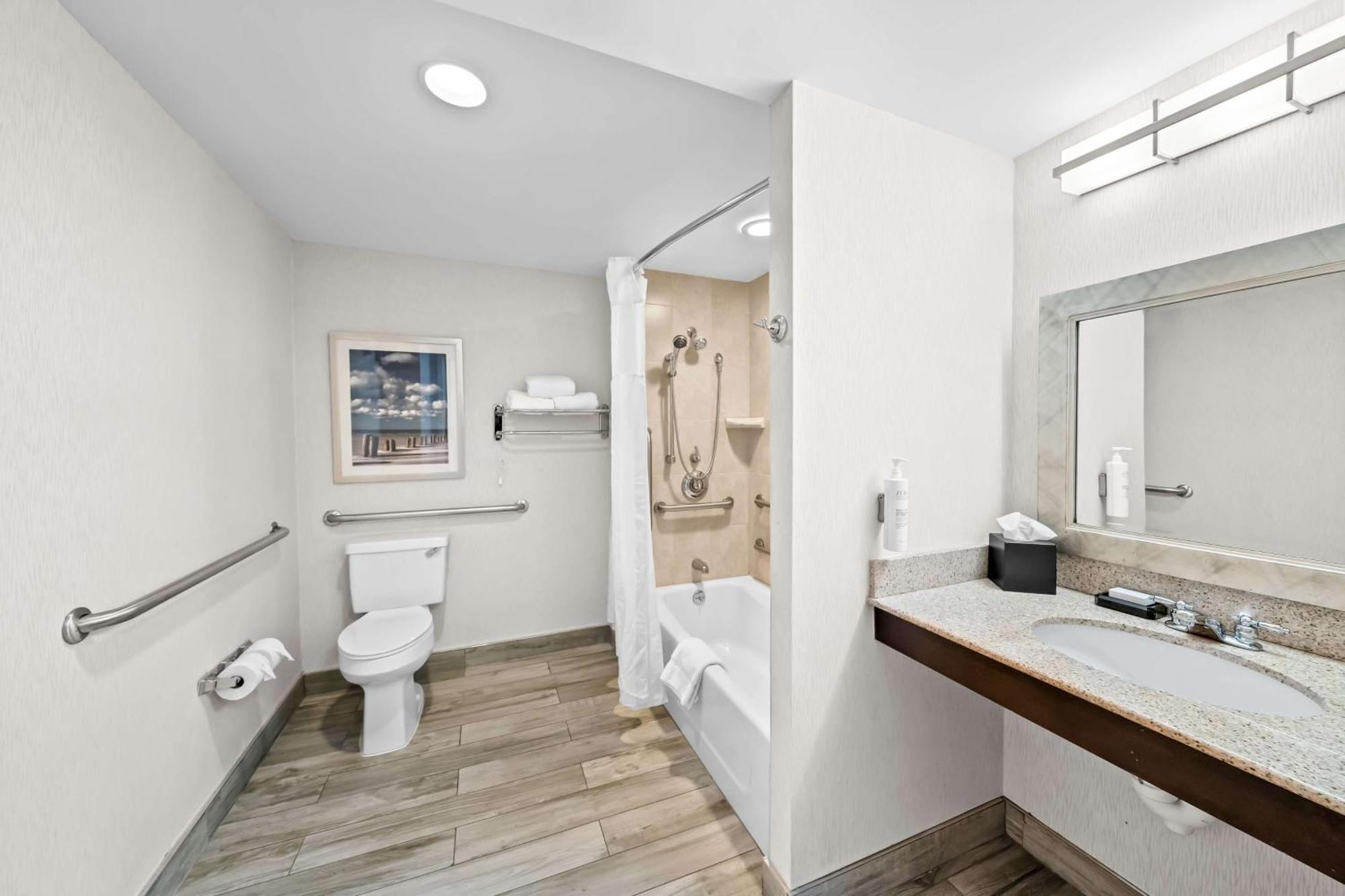 Hilton Garden Inn פלימות מראה חיצוני תמונה