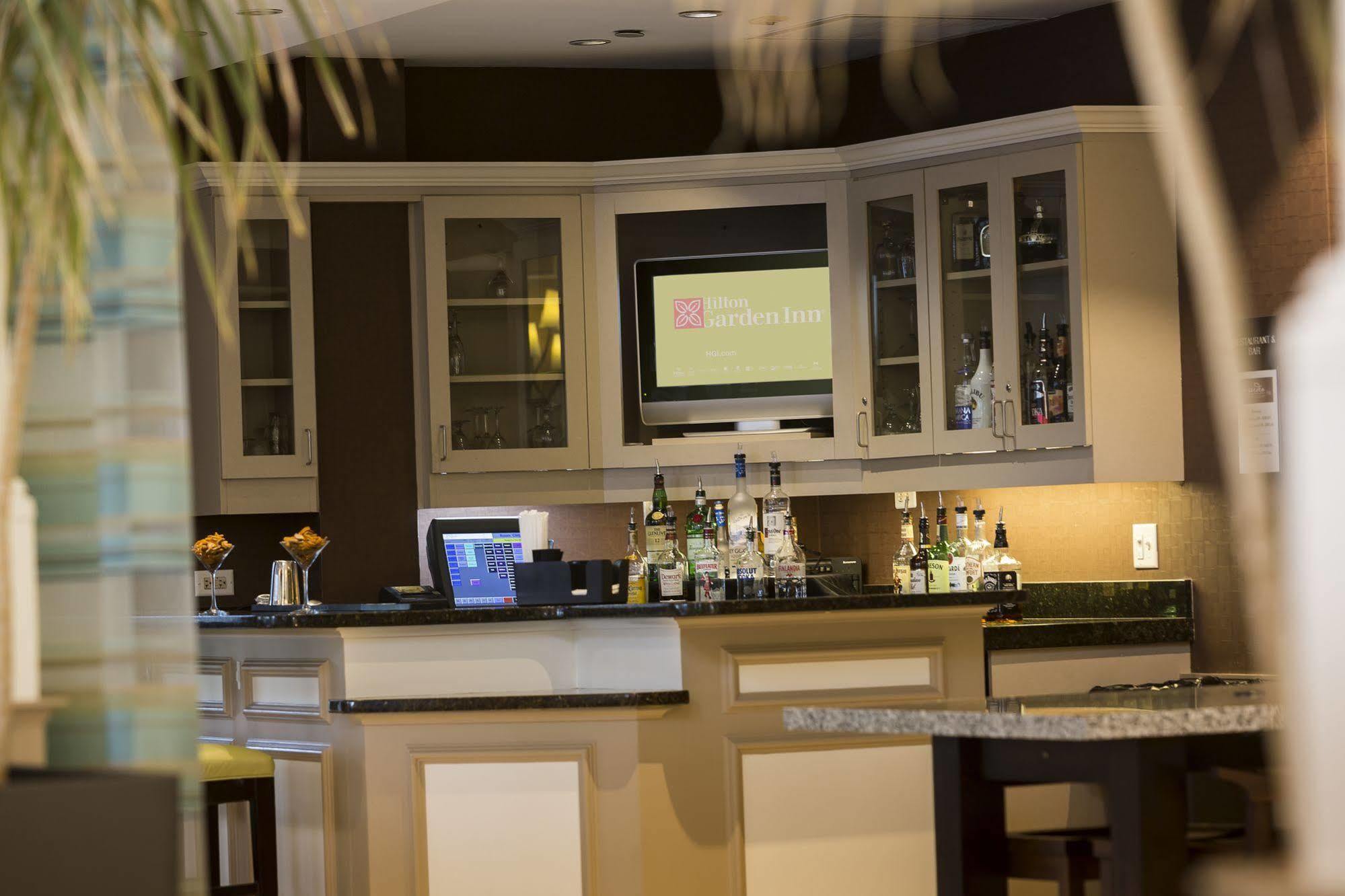 Hilton Garden Inn פלימות מראה חיצוני תמונה