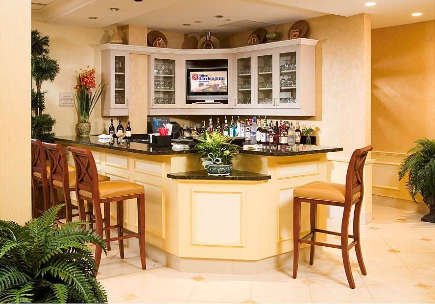 Hilton Garden Inn פלימות מסעדה תמונה